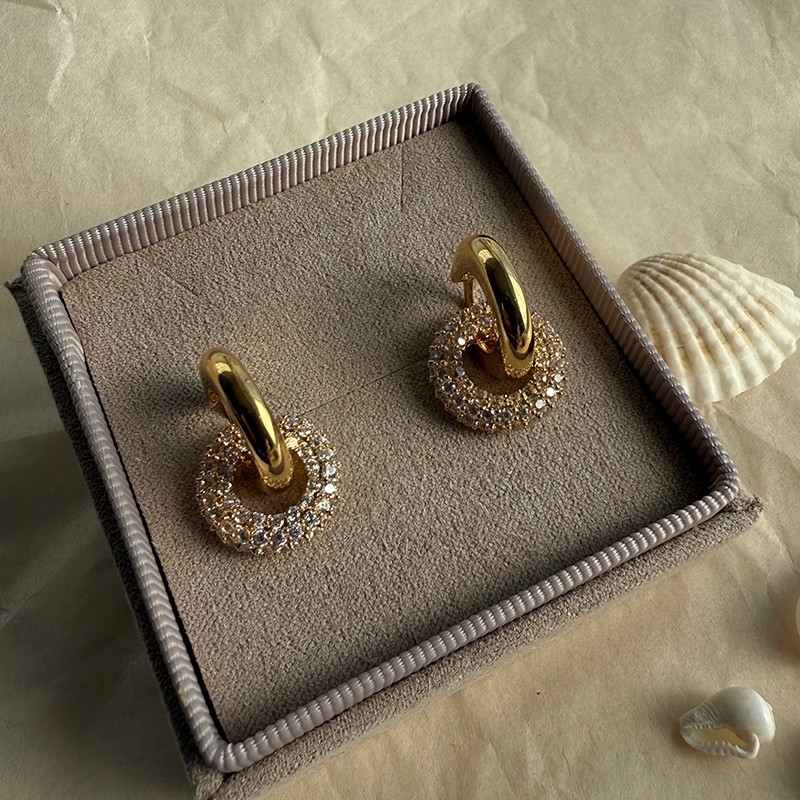 Pico - Emmeline Crystal Hoops i forgyldt messing